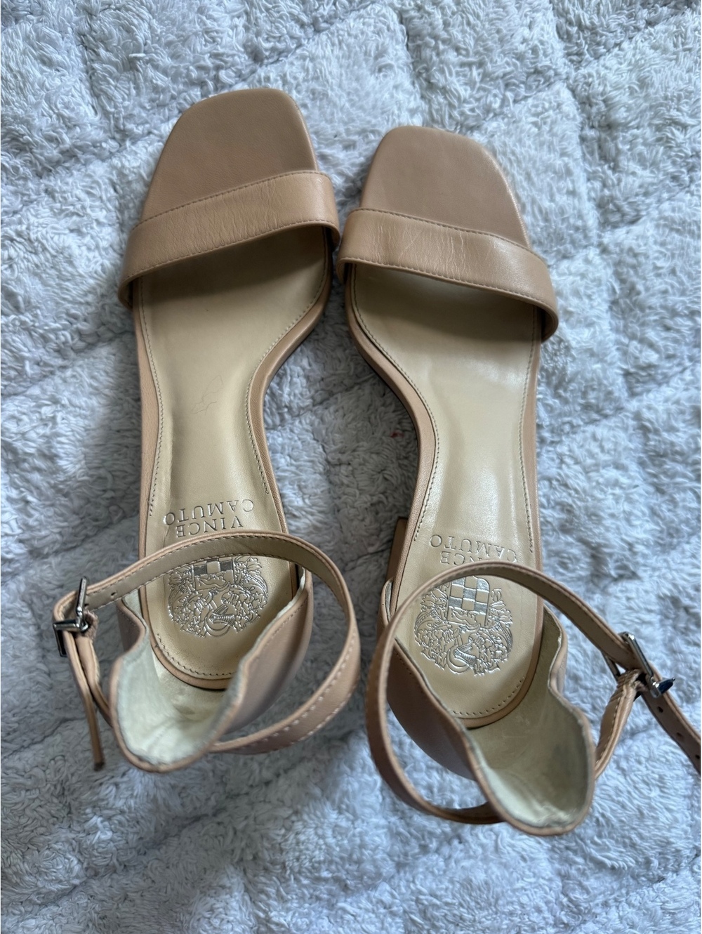 Vince Camuto Women's Nude Leather Block Heel Sandals Size 8.5M